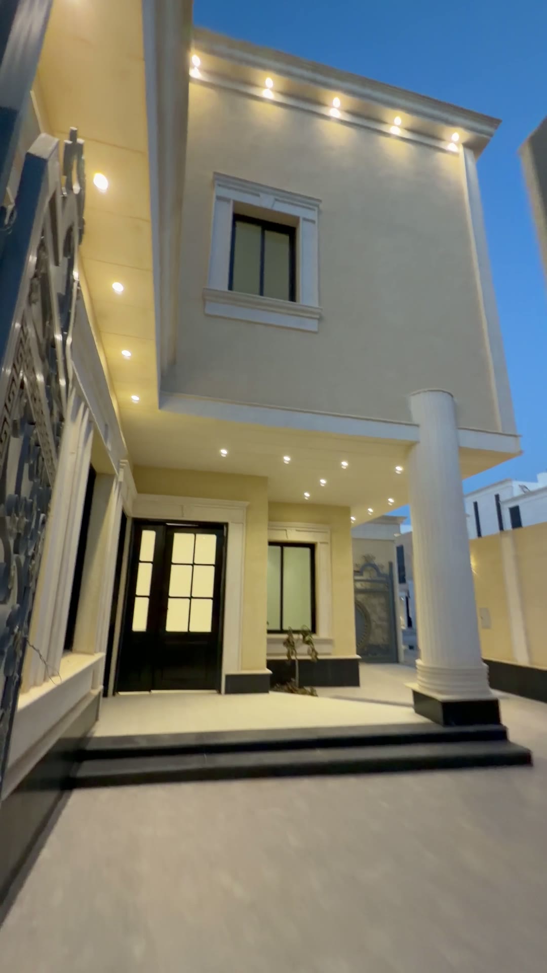  الفيديوهات