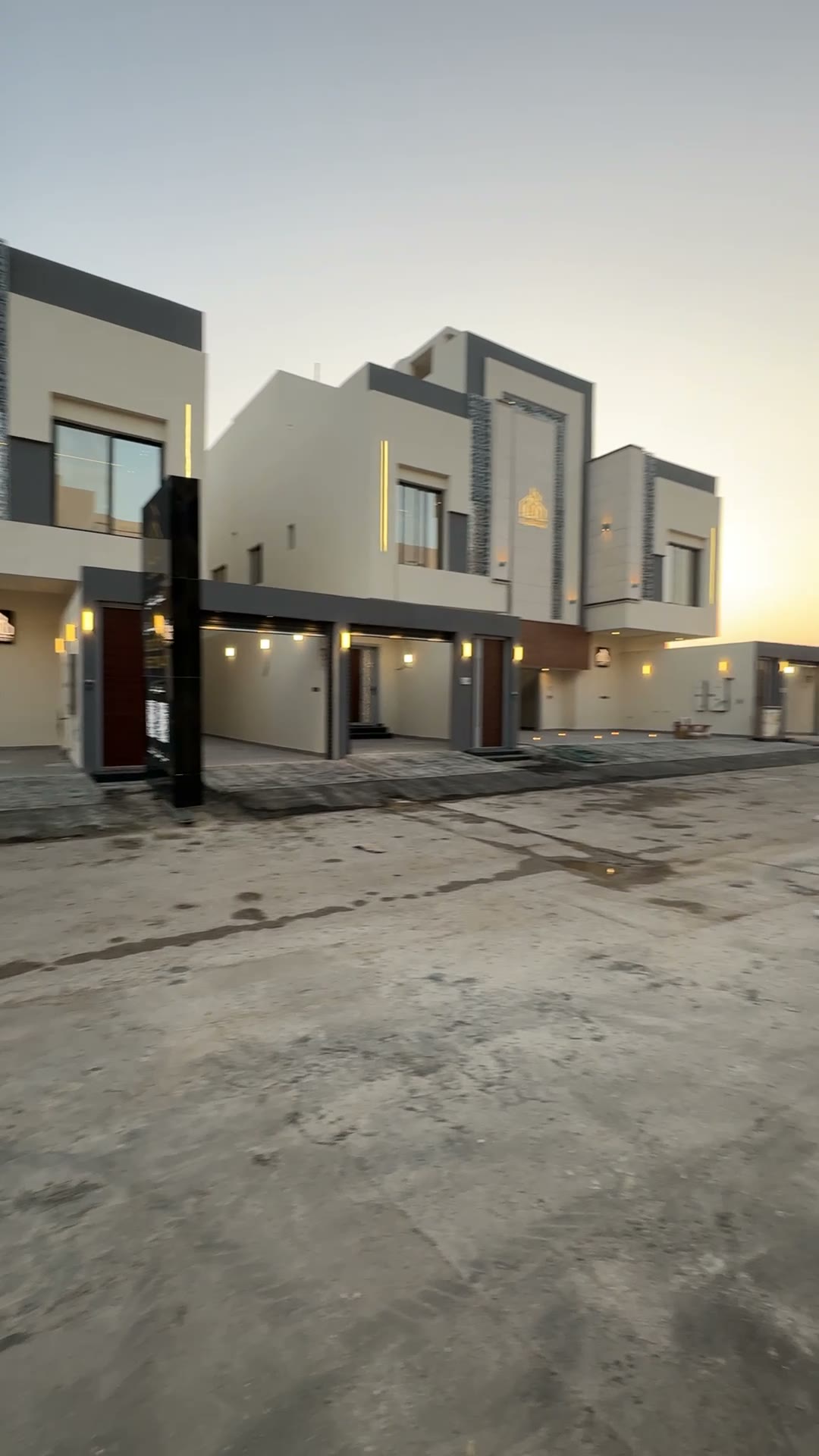 الفيديوهات