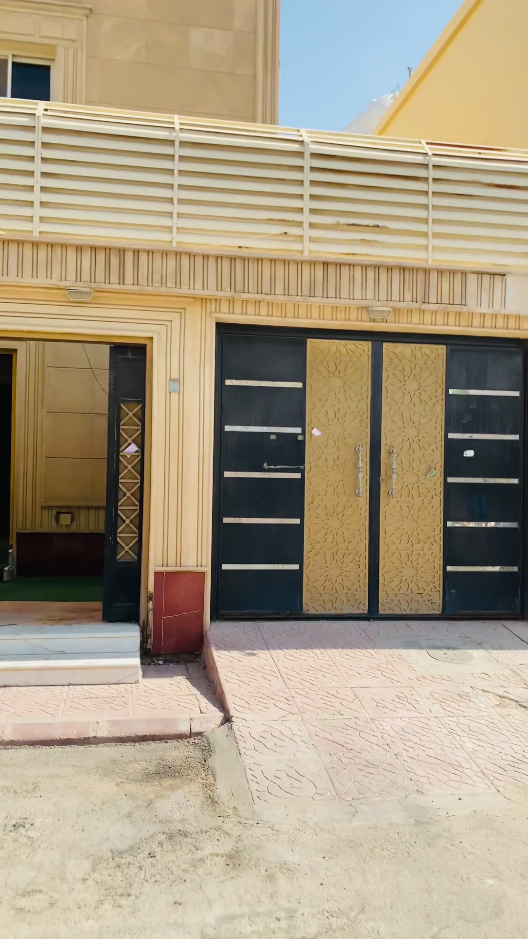  الفيديوهات