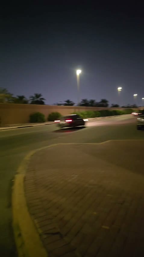  الفيديوهات