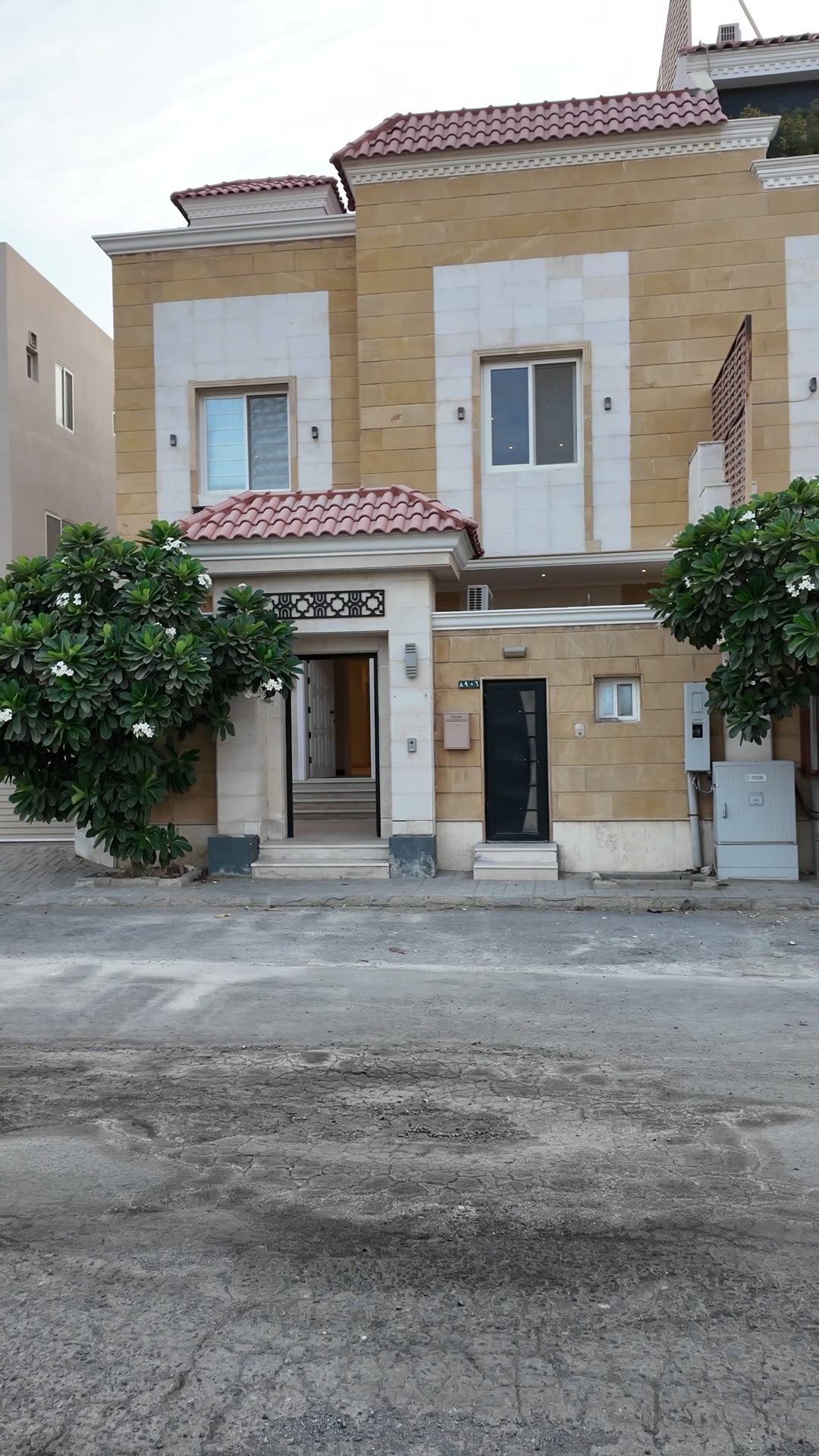  الفيديوهات