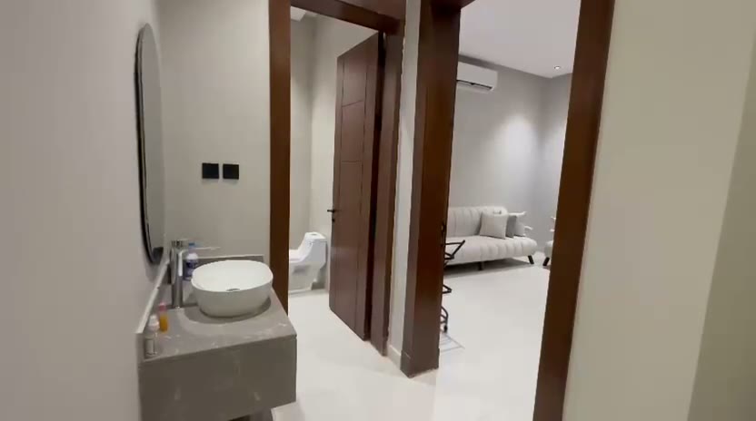  الفيديوهات