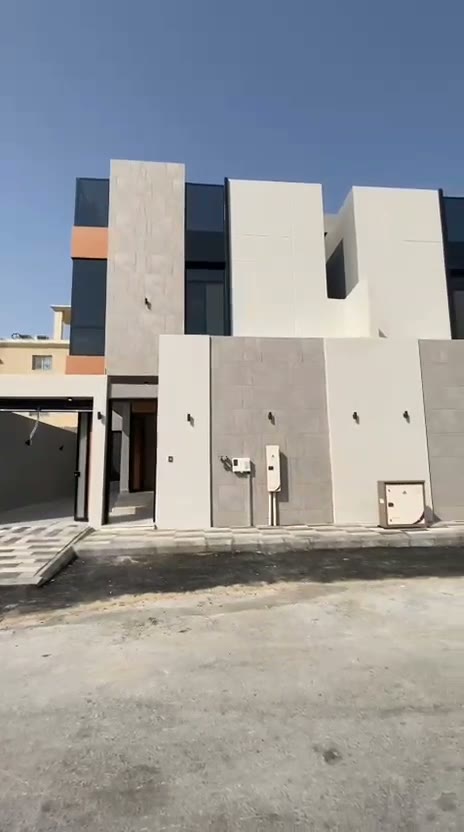  الفيديوهات