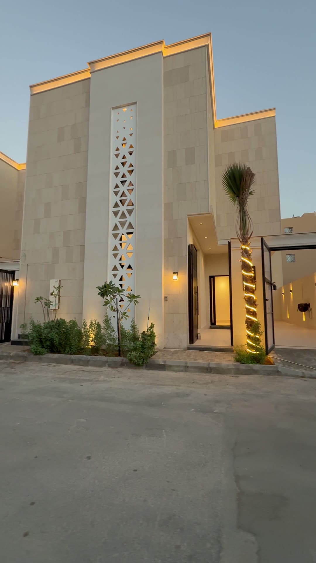  الفيديوهات