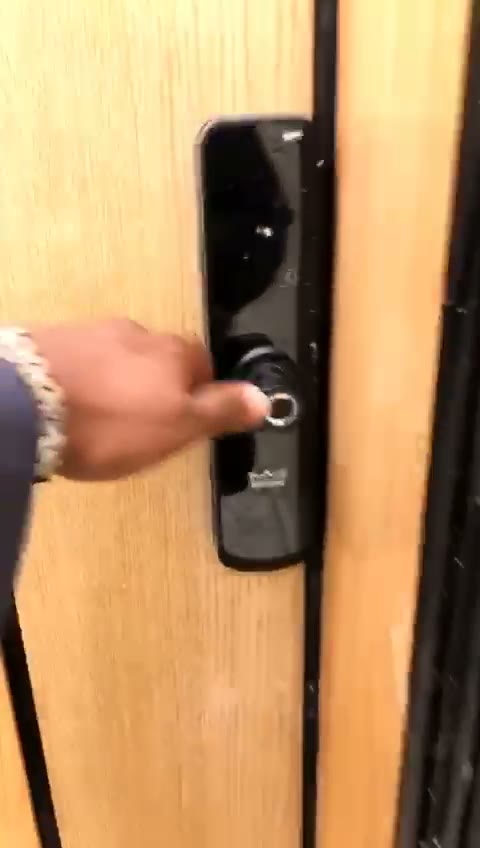  الفيديوهات