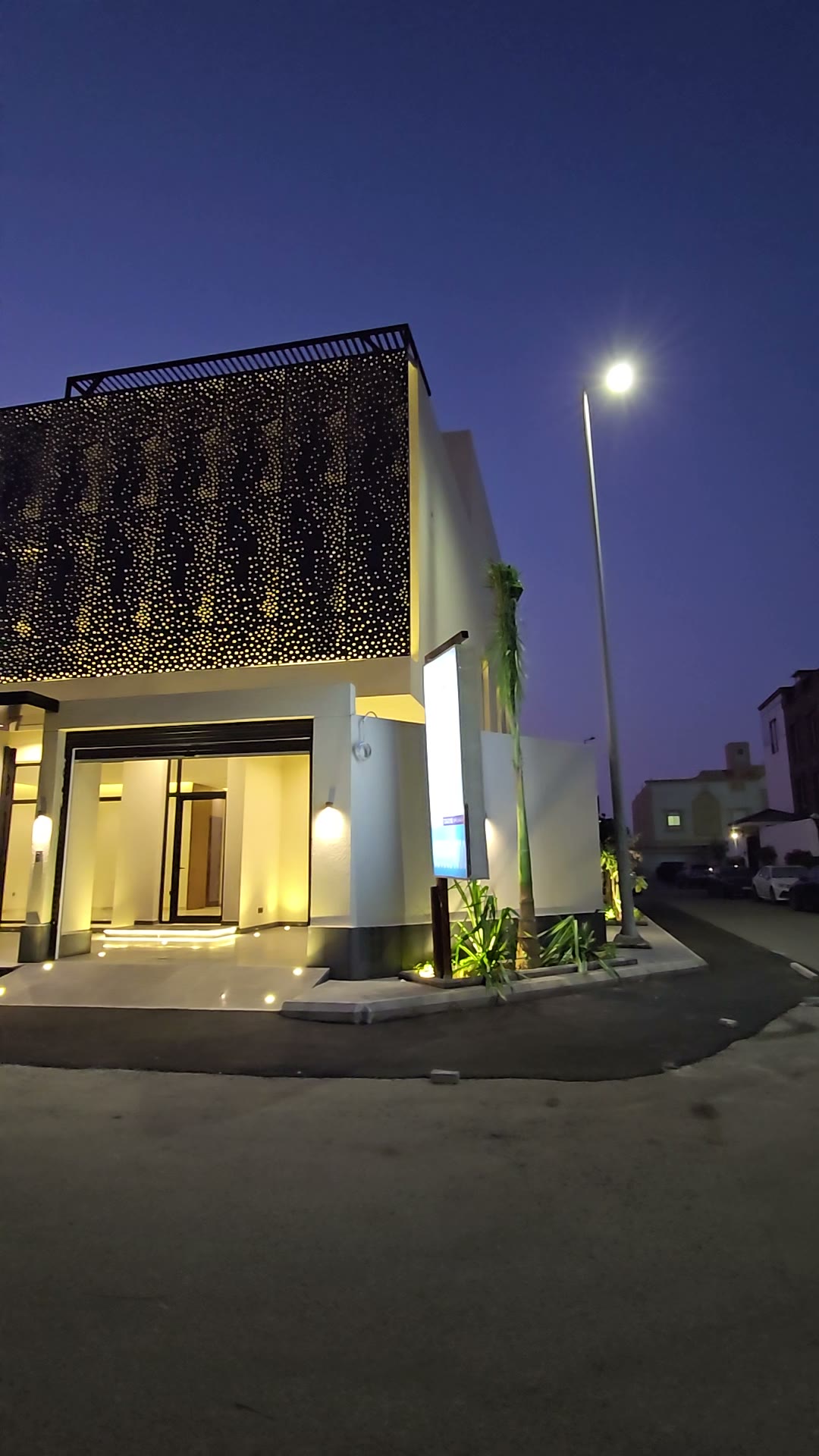  الفيديوهات