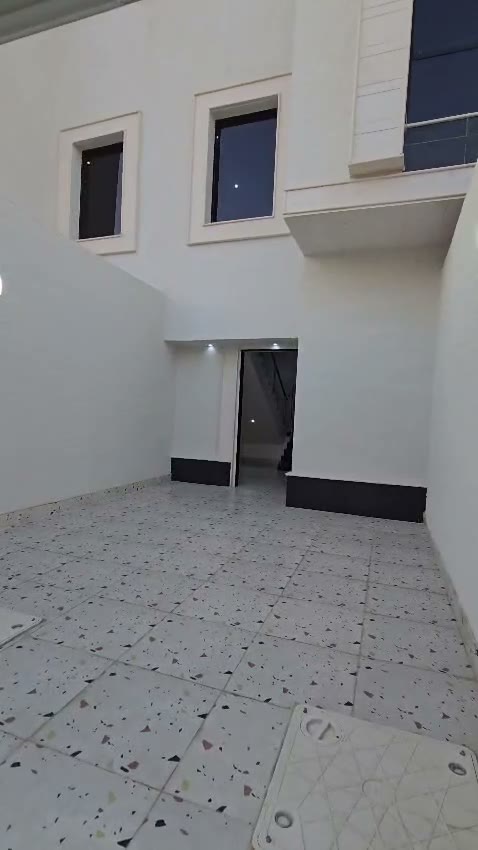  الفيديوهات