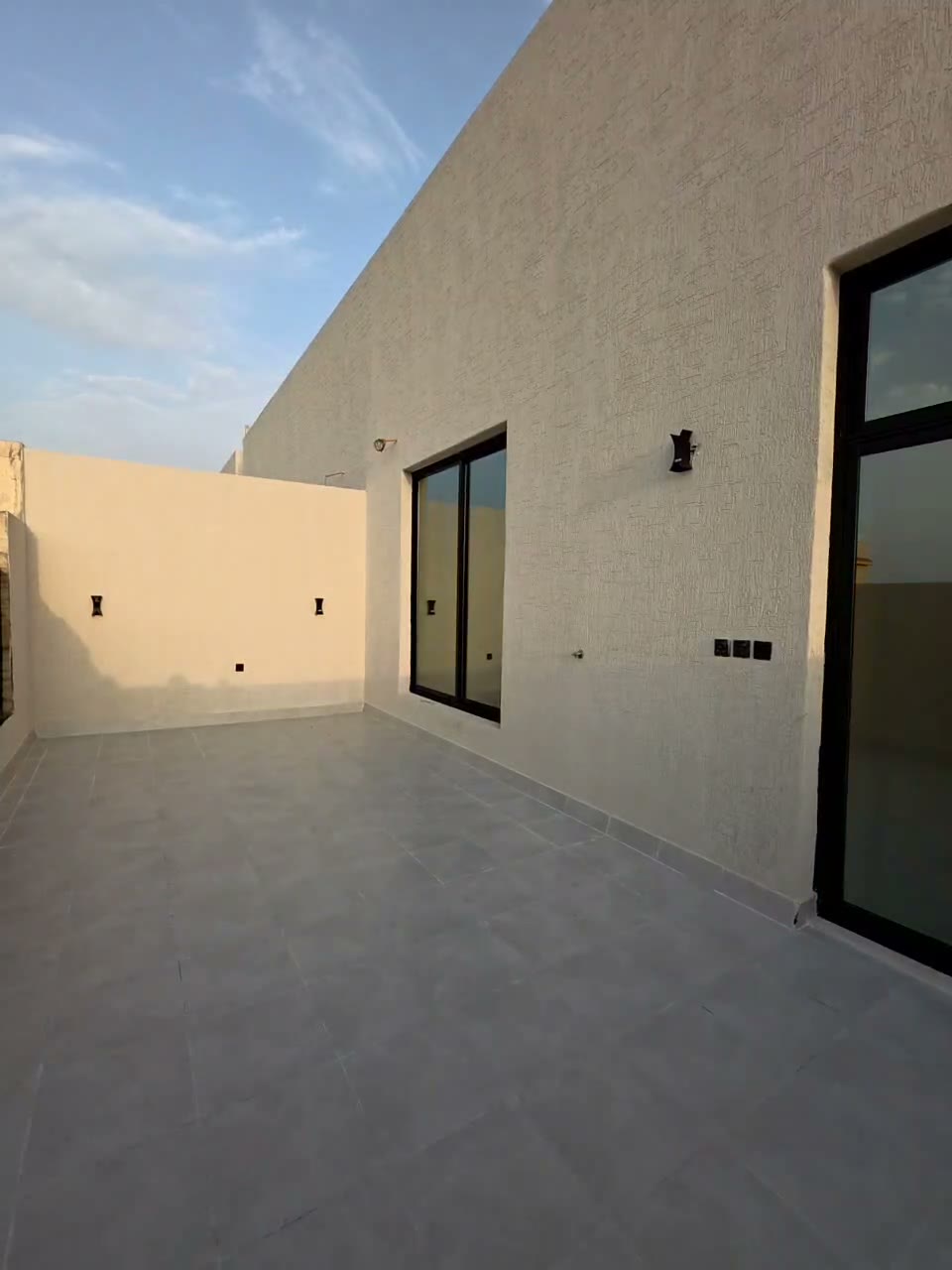  الفيديوهات
