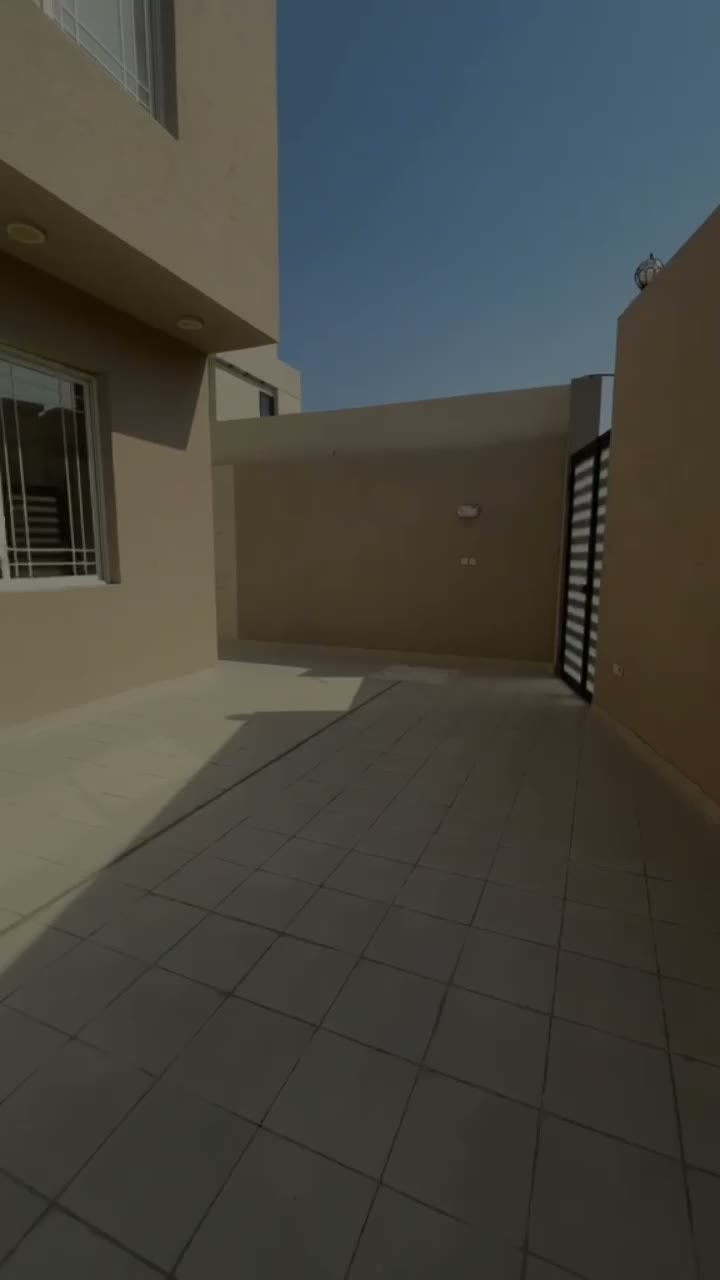  الفيديوهات