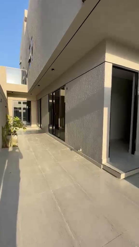  الفيديوهات