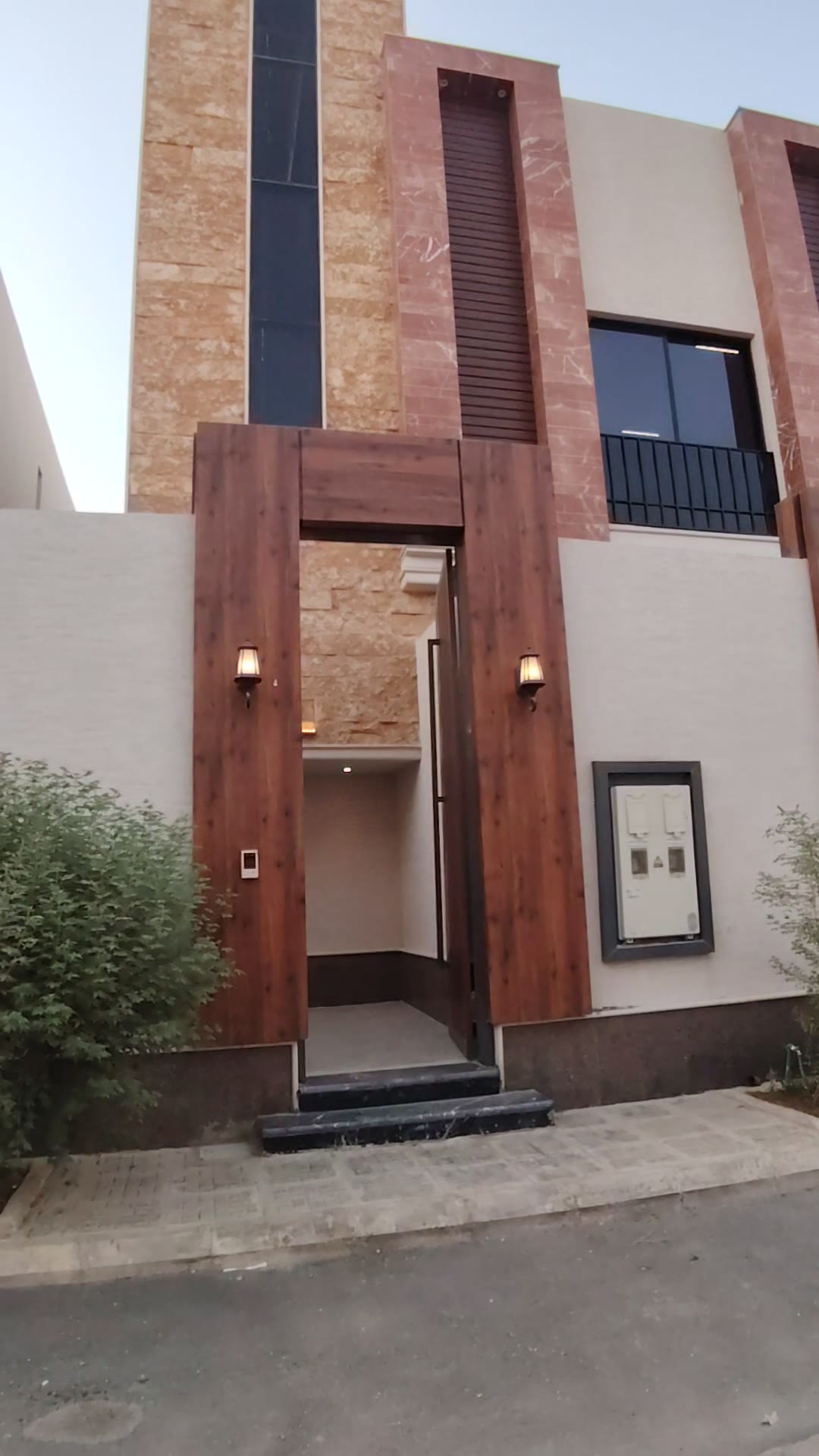  الفيديوهات