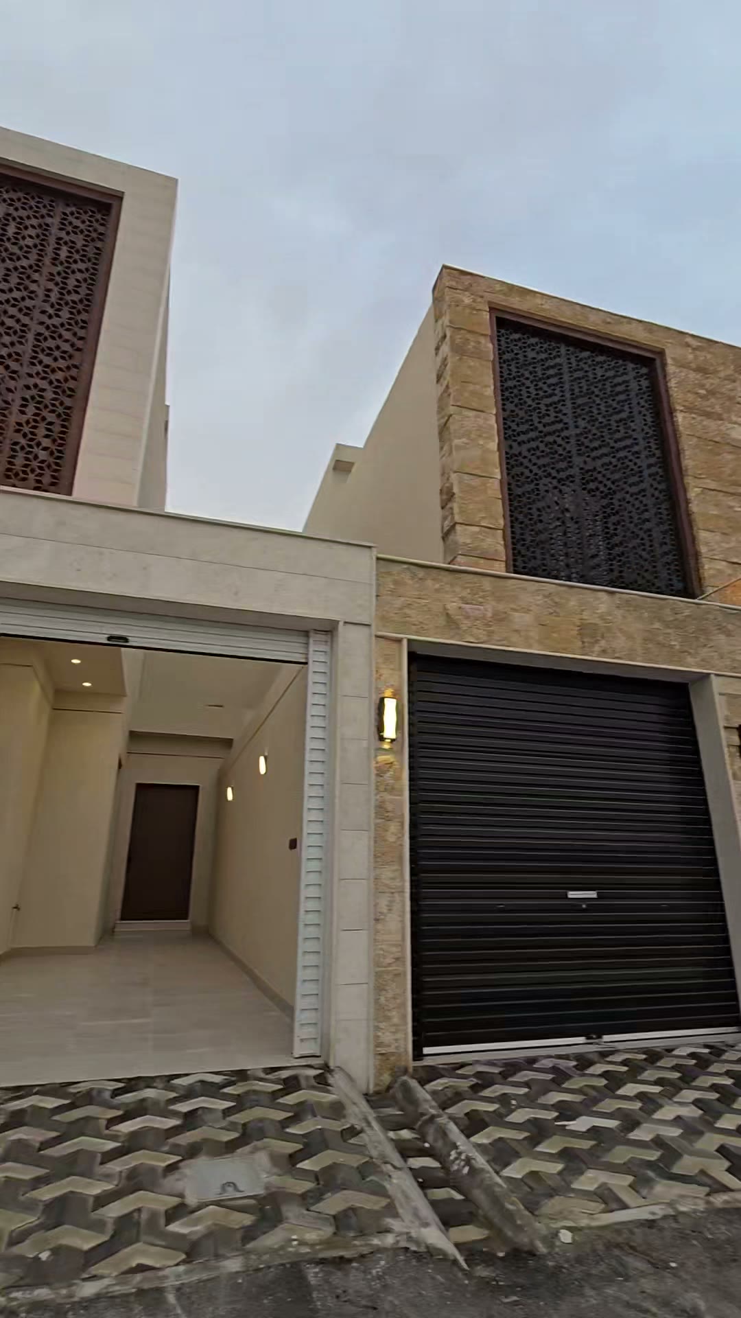  الفيديوهات