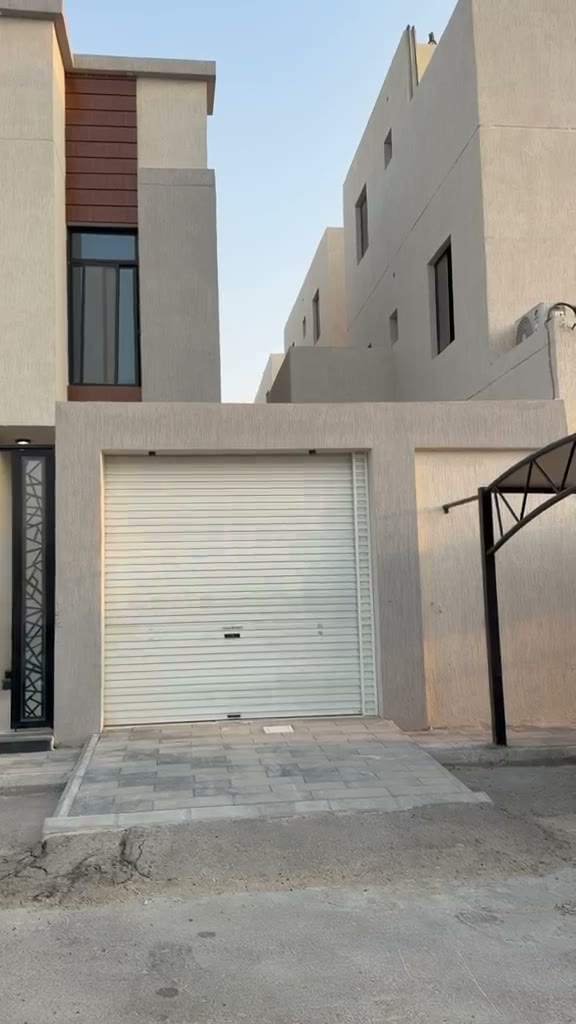  الفيديوهات