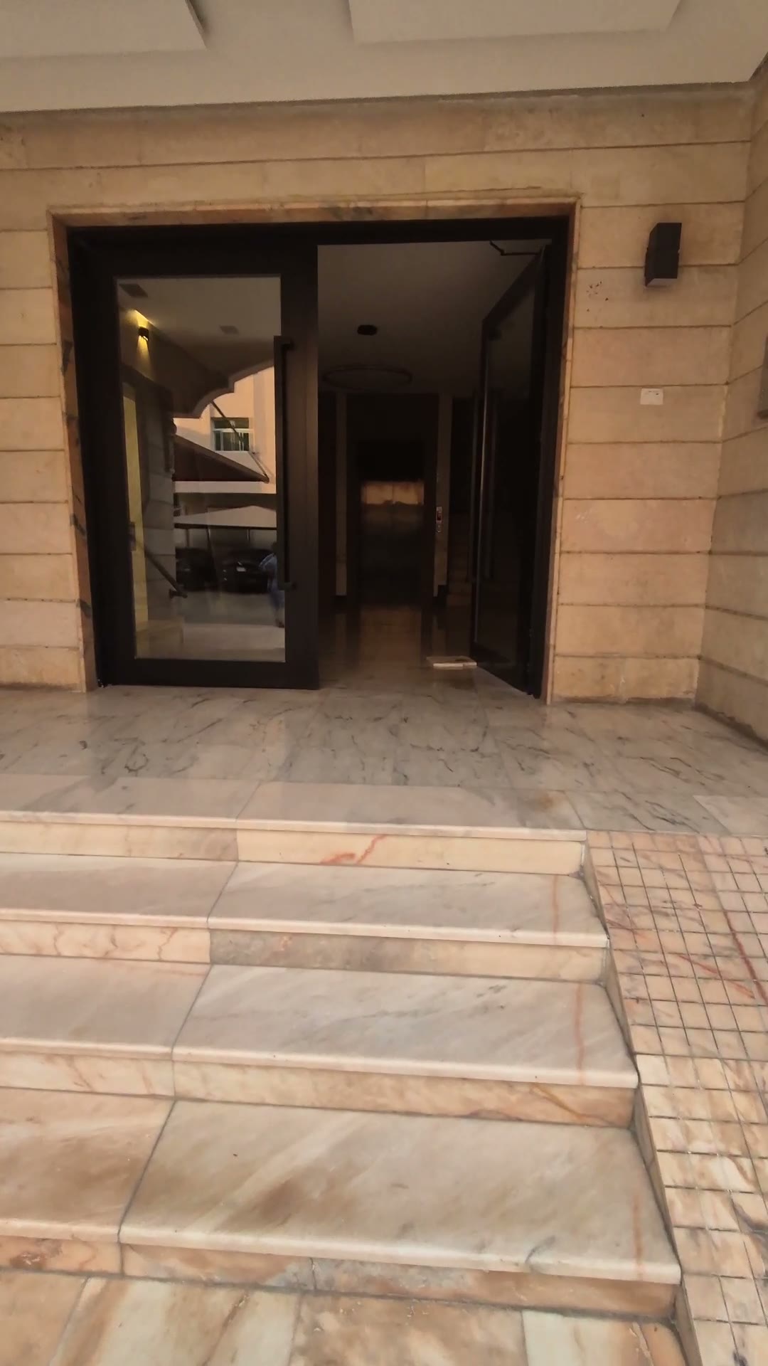  الفيديوهات