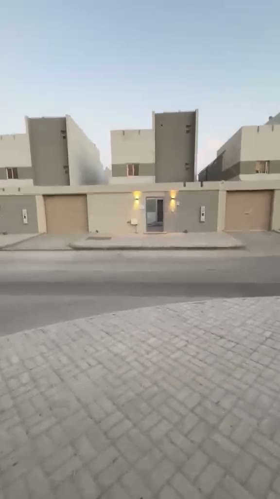  الفيديوهات