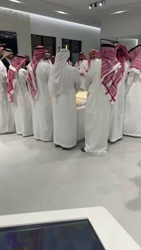  الفيديوهات