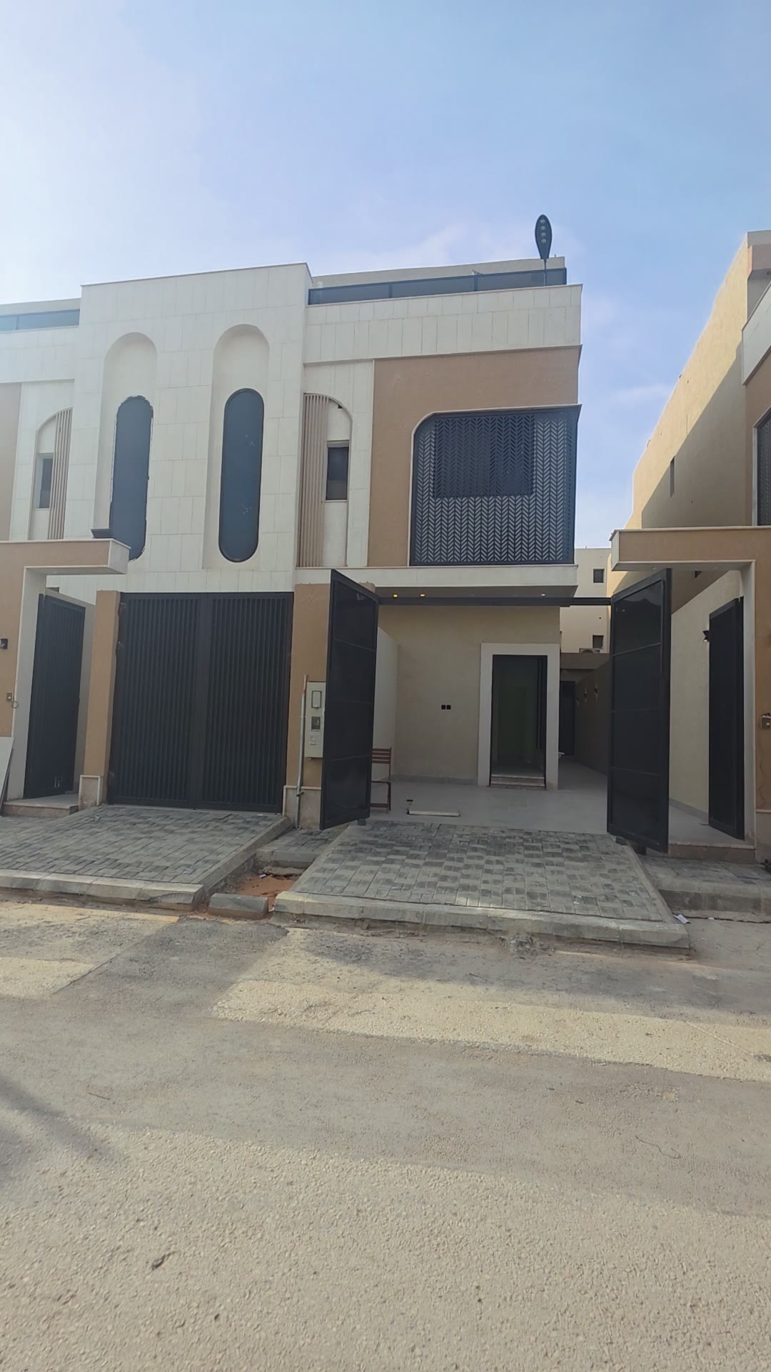  الفيديوهات