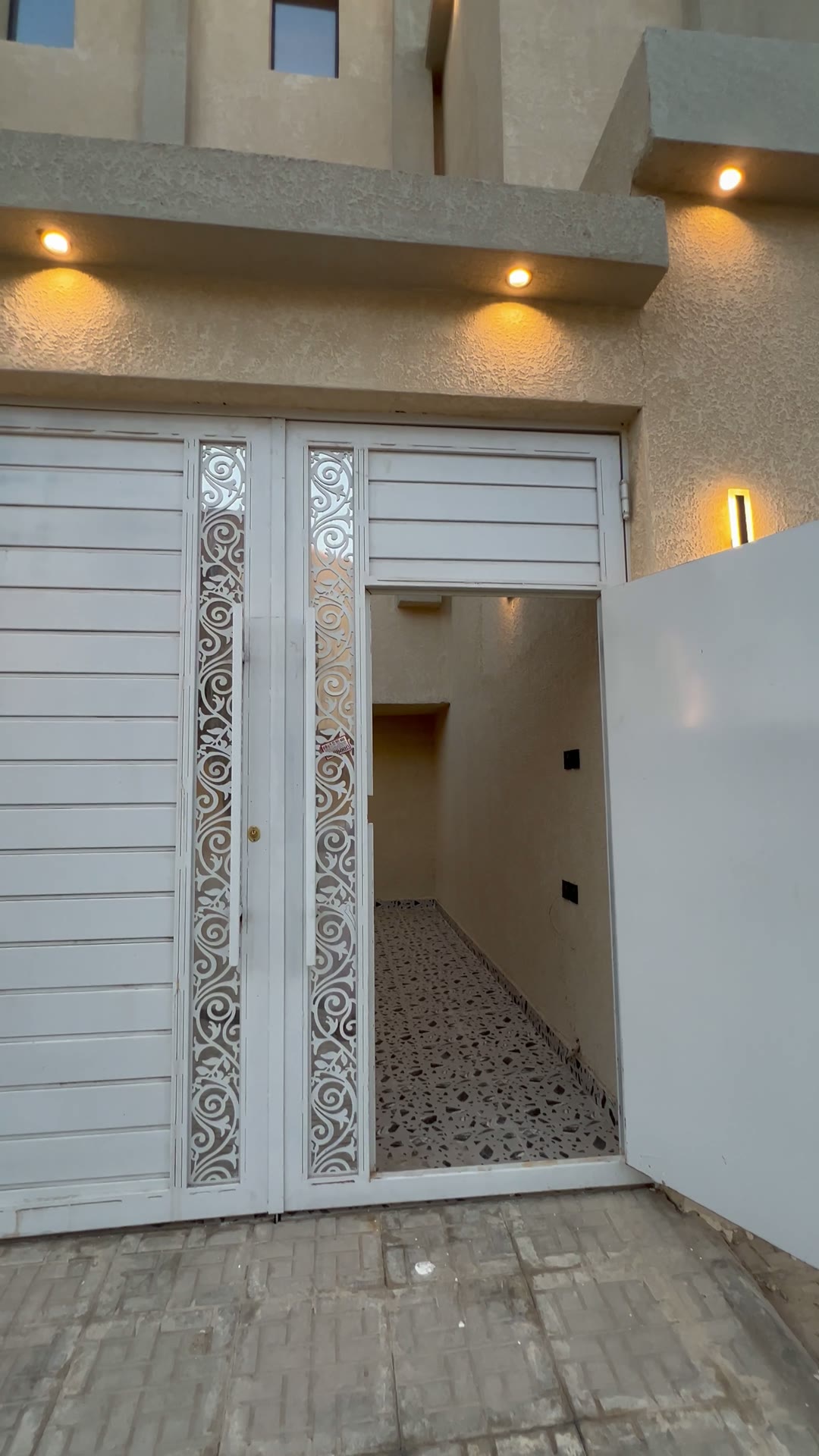  الفيديوهات