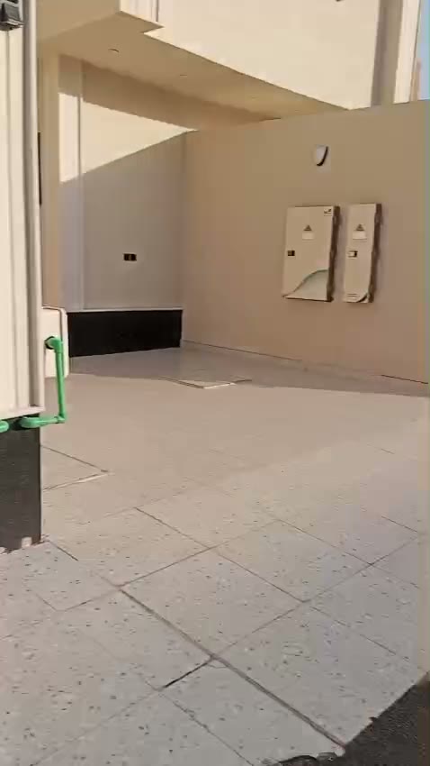  الفيديوهات