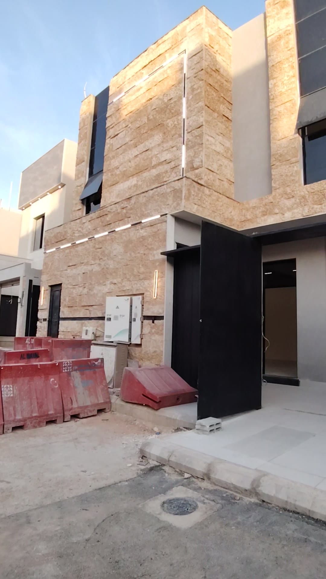  الفيديوهات