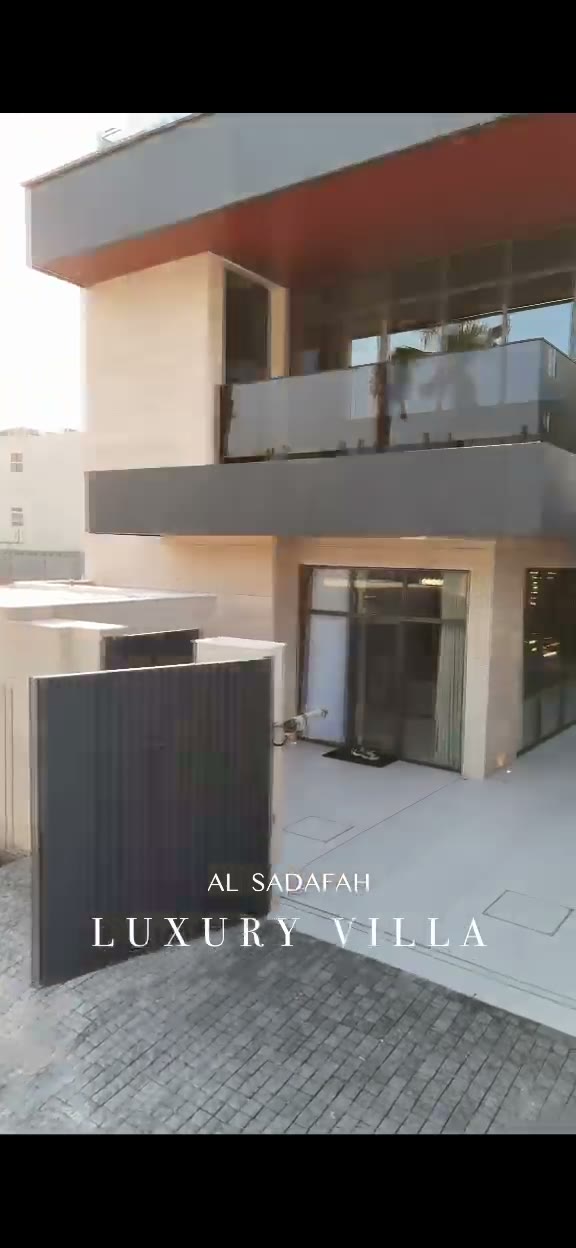  الفيديوهات