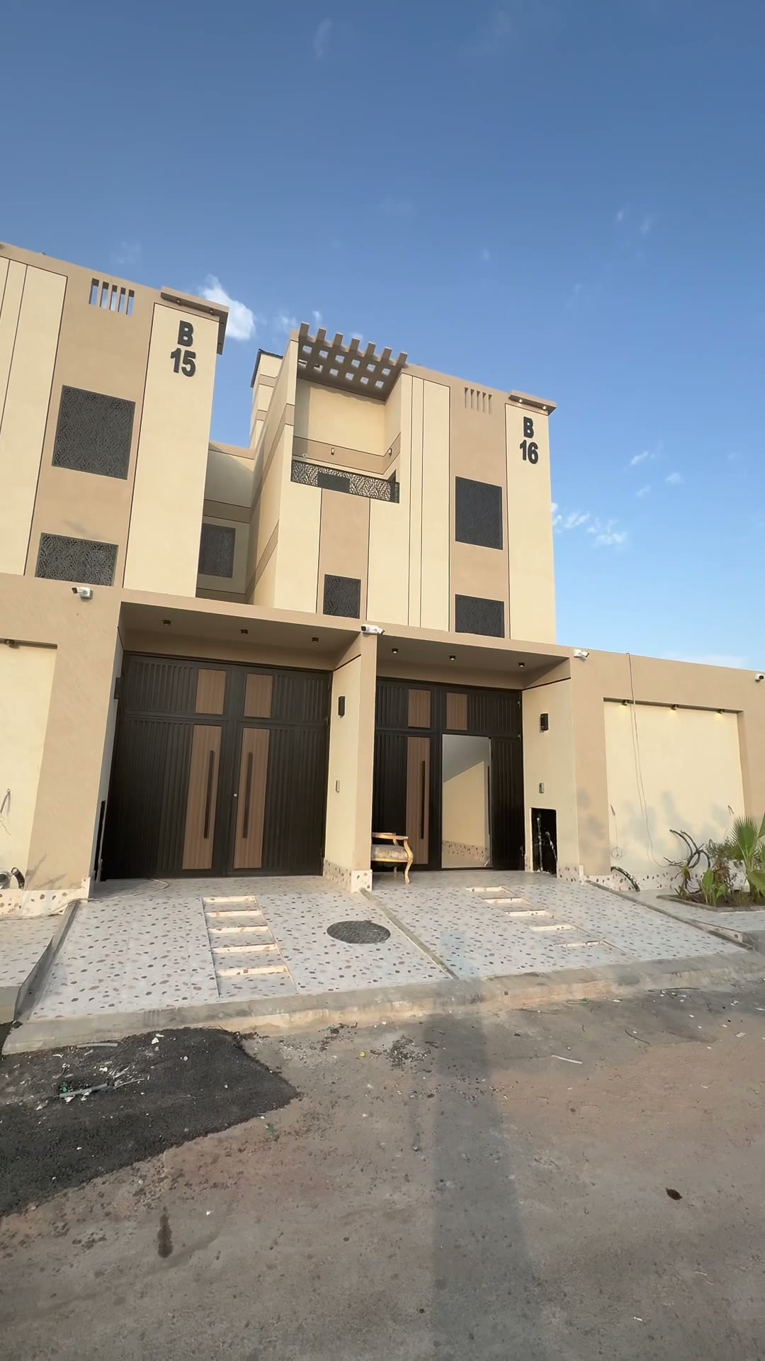  الفيديوهات