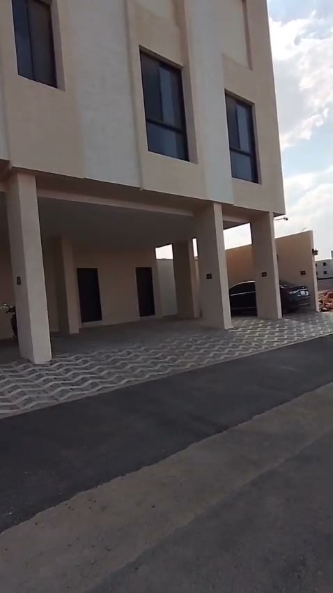  الفيديوهات