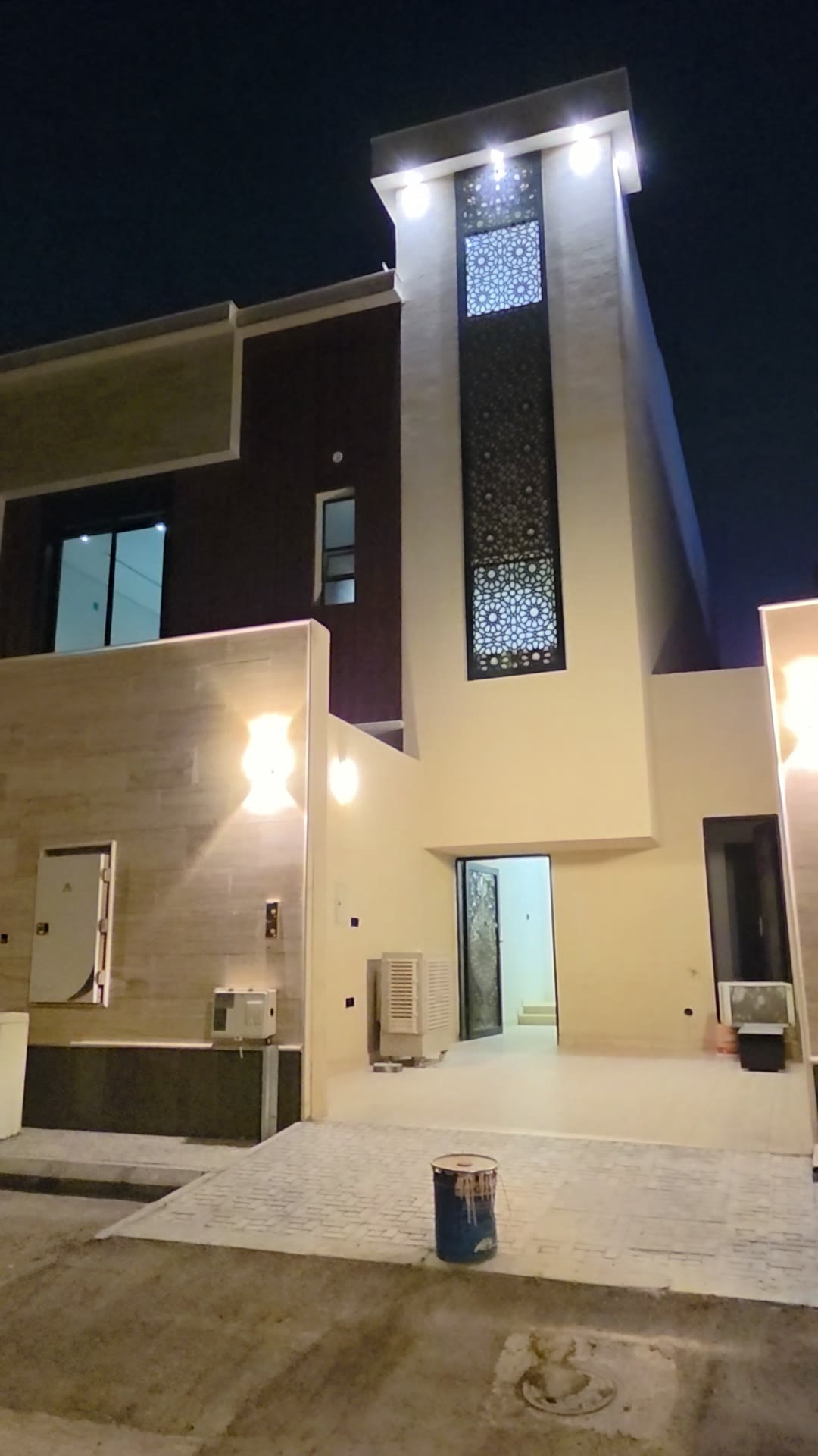  الفيديوهات