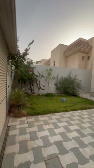  الفيديوهات