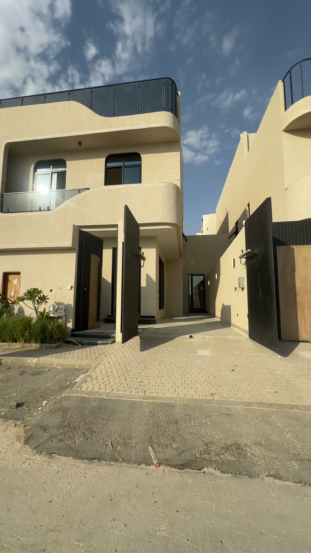  الفيديوهات
