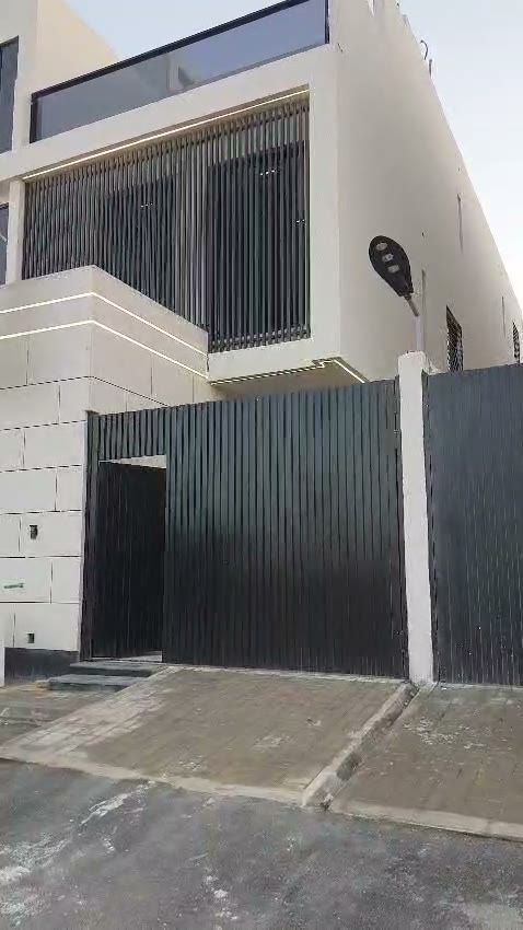  الفيديوهات
