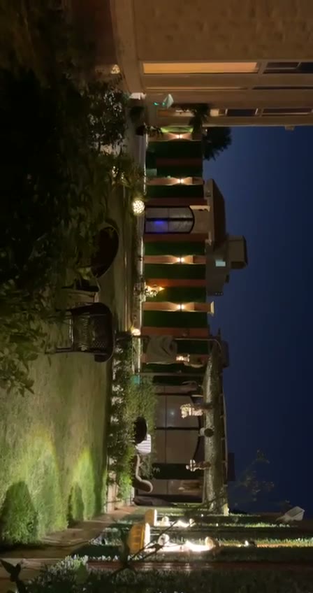  الفيديوهات