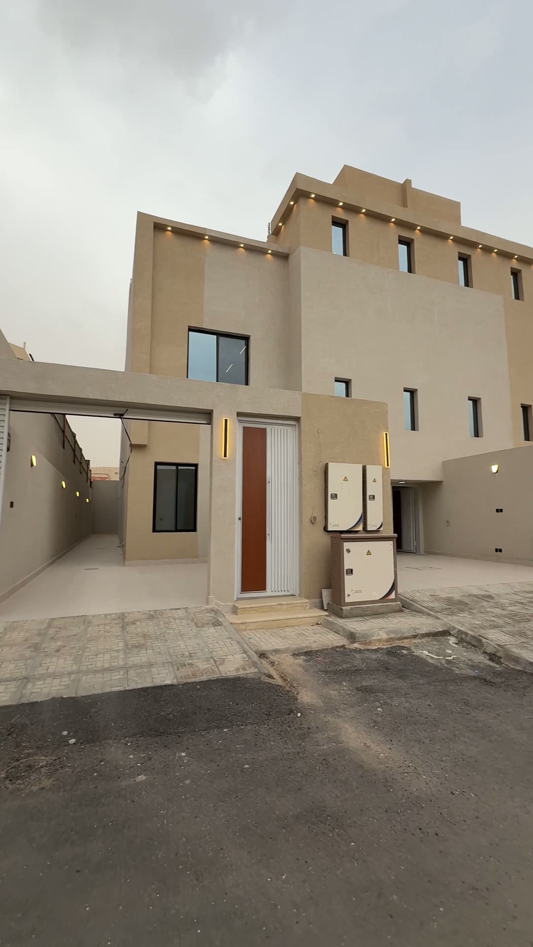  الفيديوهات