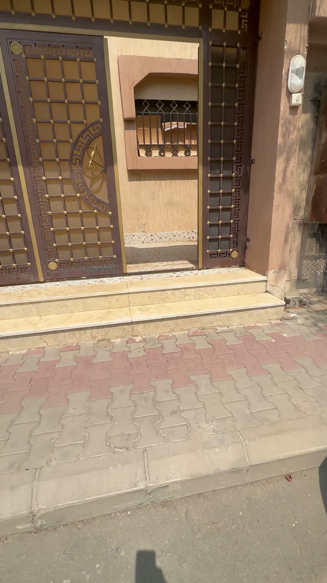  الفيديوهات