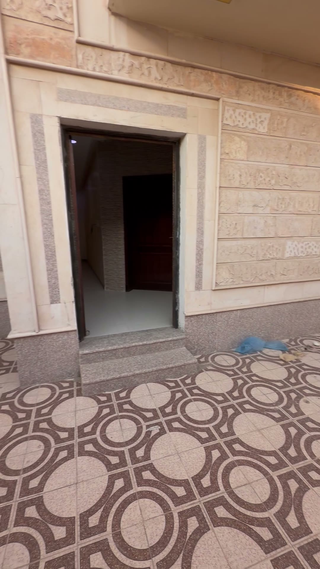  الفيديوهات