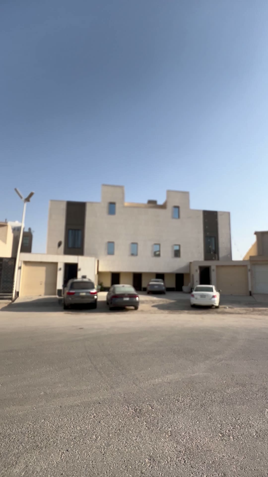  الفيديوهات