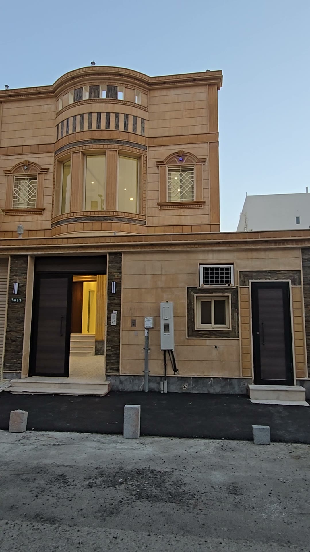  الفيديوهات
