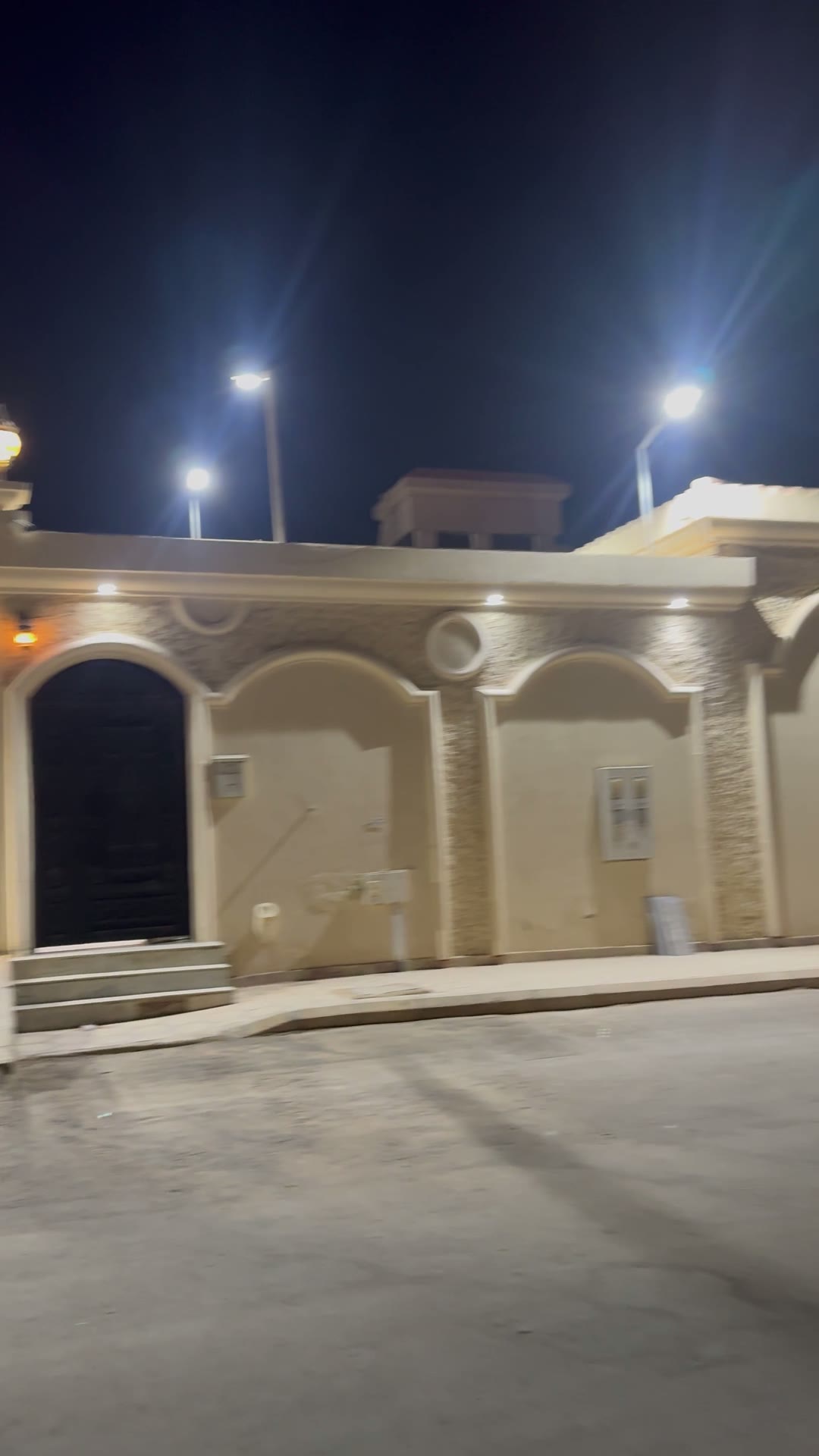  الفيديوهات