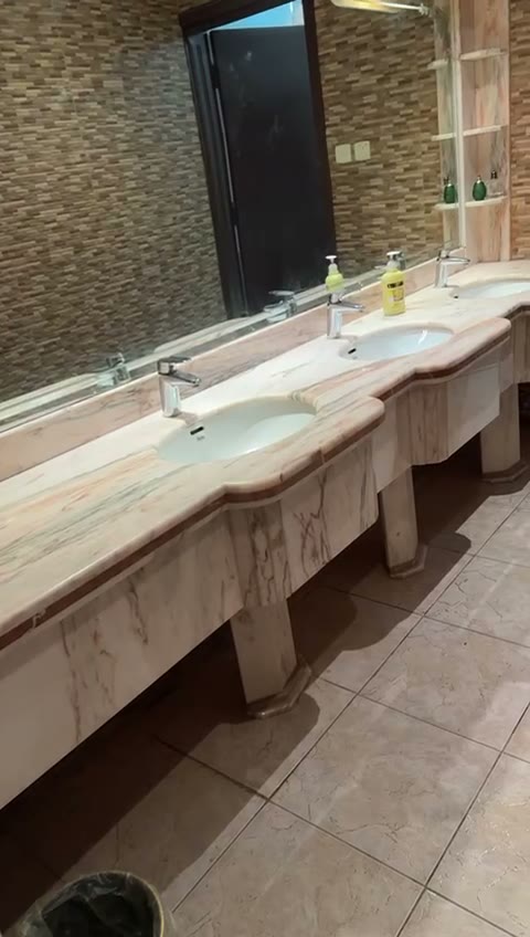  الفيديوهات