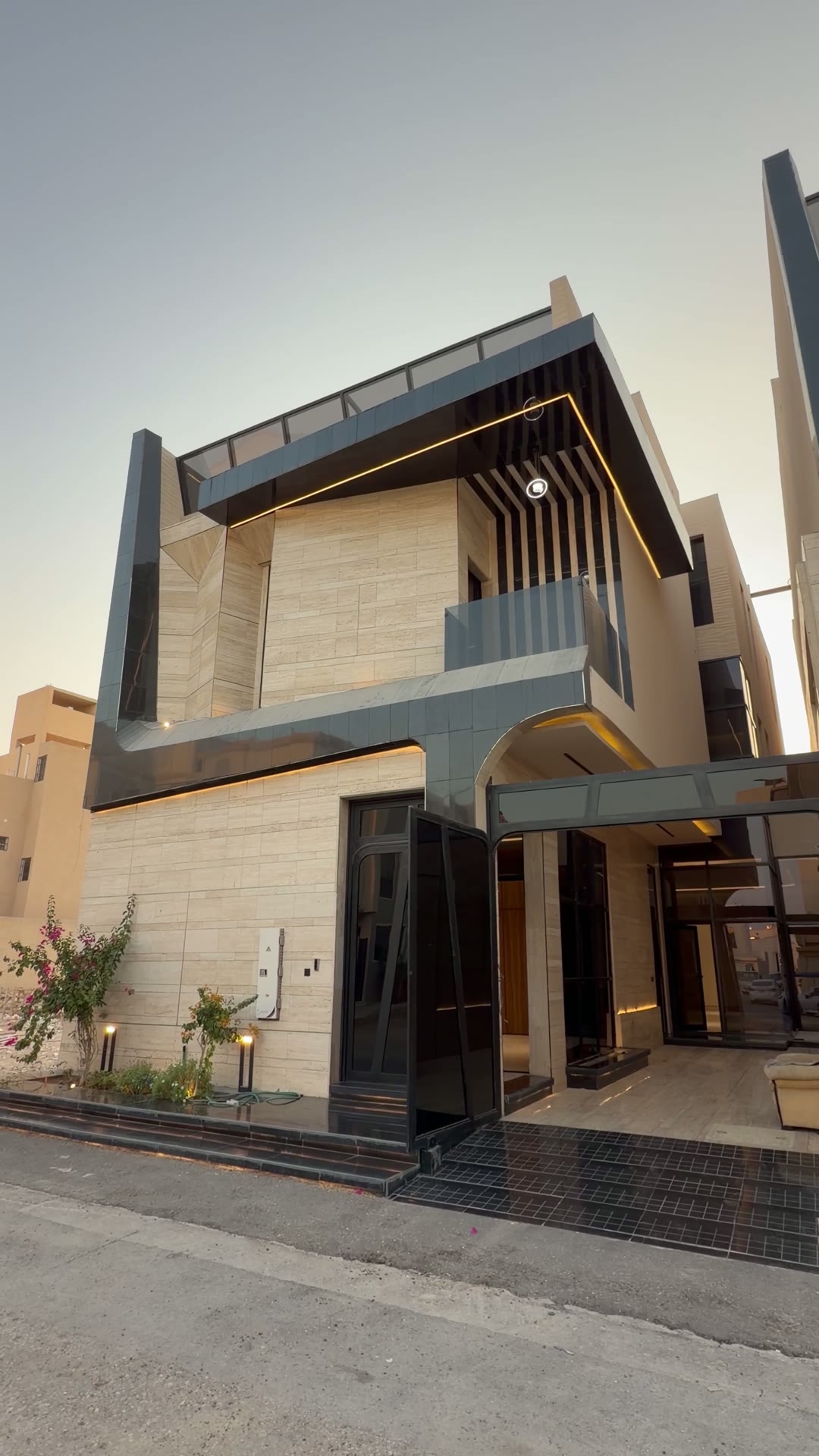  الفيديوهات