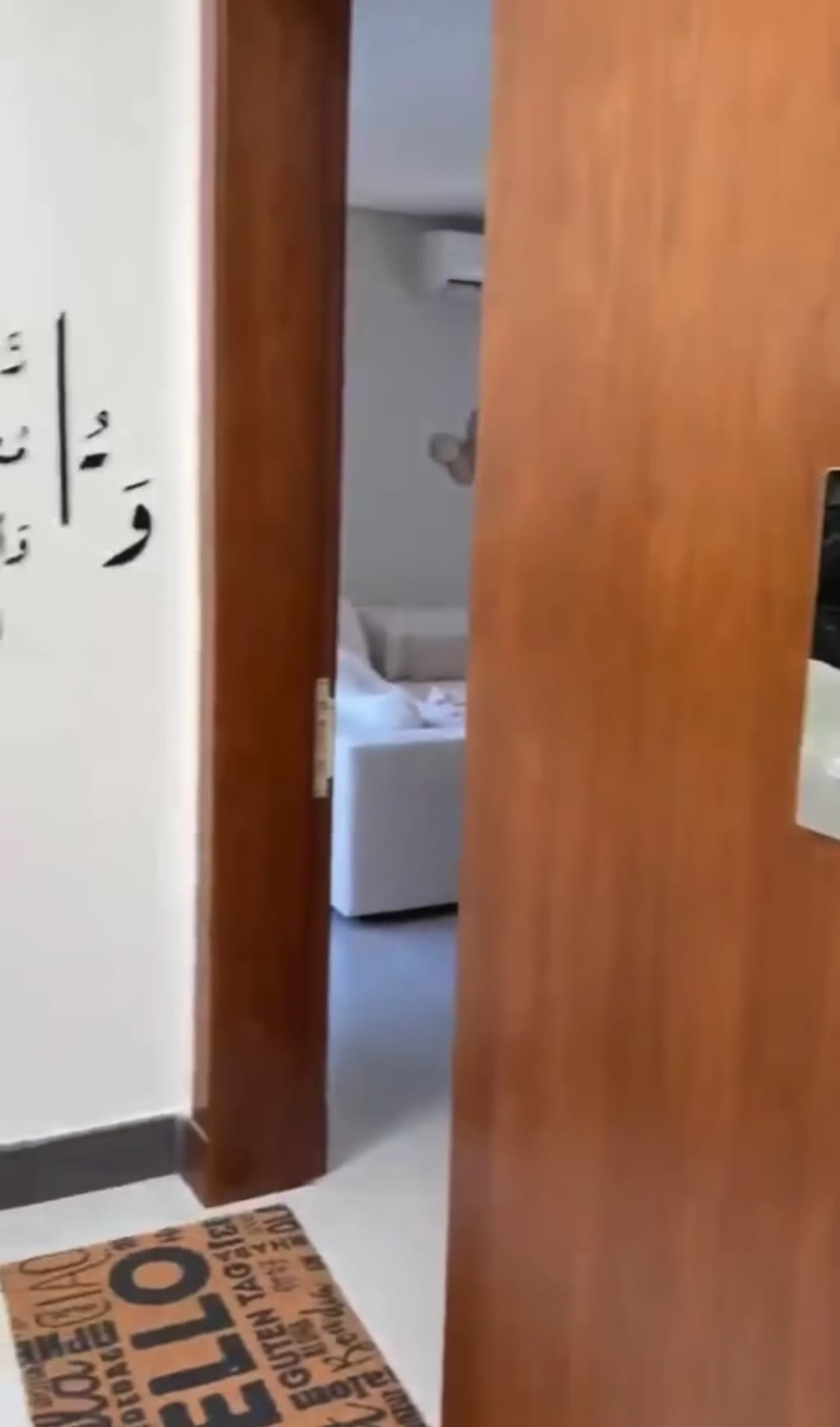  الفيديوهات