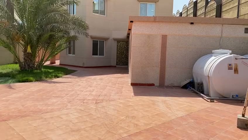  الفيديوهات